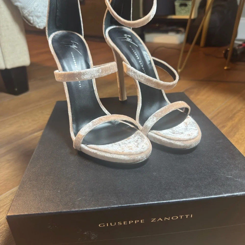 Giuseppe Zanotti CIPRIA Velvet Strappy Heels - Light Pink - Picture 7 of 9